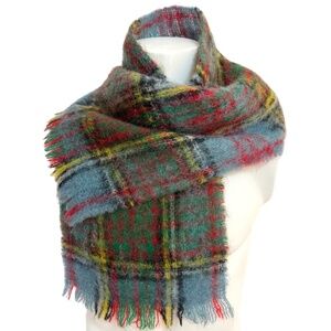 Scottish Mohair Wool Tartan Scarf 🇬🇧 - HandAcrafts - Soft Brushed Plaid